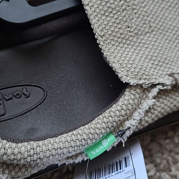 Sanuk Chiba   - Picture 8 of 9